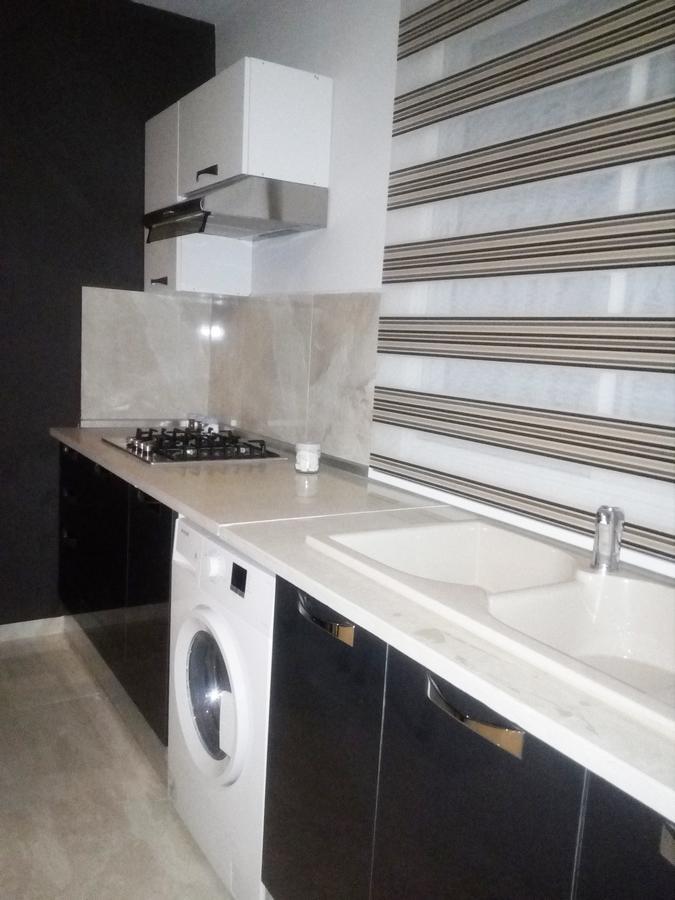 الشقق الفندقية بَنْزَرْت‎في  London House المظهر الخارجي الصورة