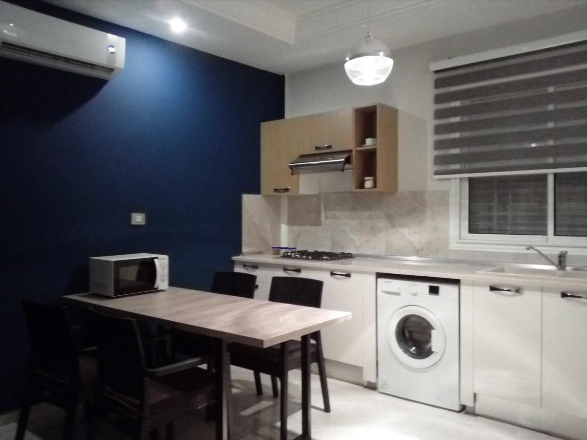 الشقق الفندقية بَنْزَرْت‎في  London House المظهر الخارجي الصورة