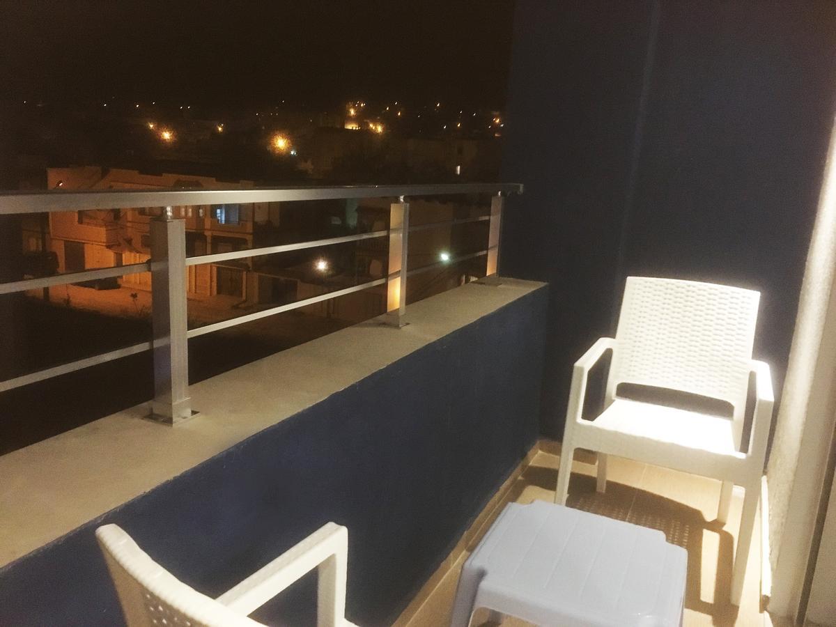 الشقق الفندقية بَنْزَرْت‎في  London House المظهر الخارجي الصورة