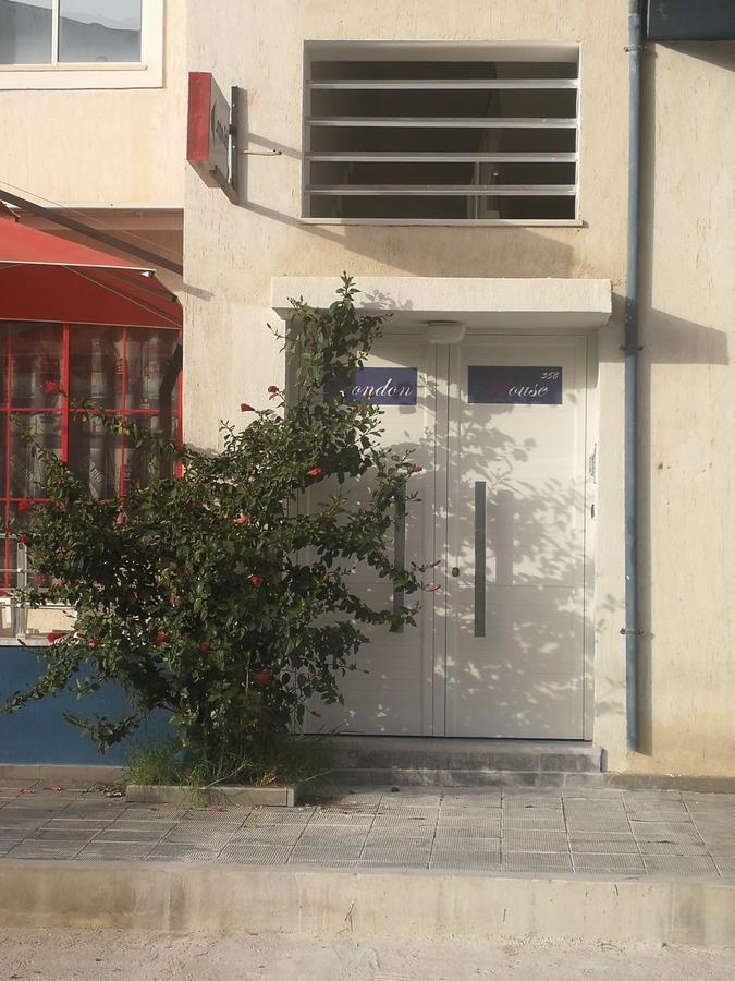 الشقق الفندقية بَنْزَرْت‎في  London House المظهر الخارجي الصورة