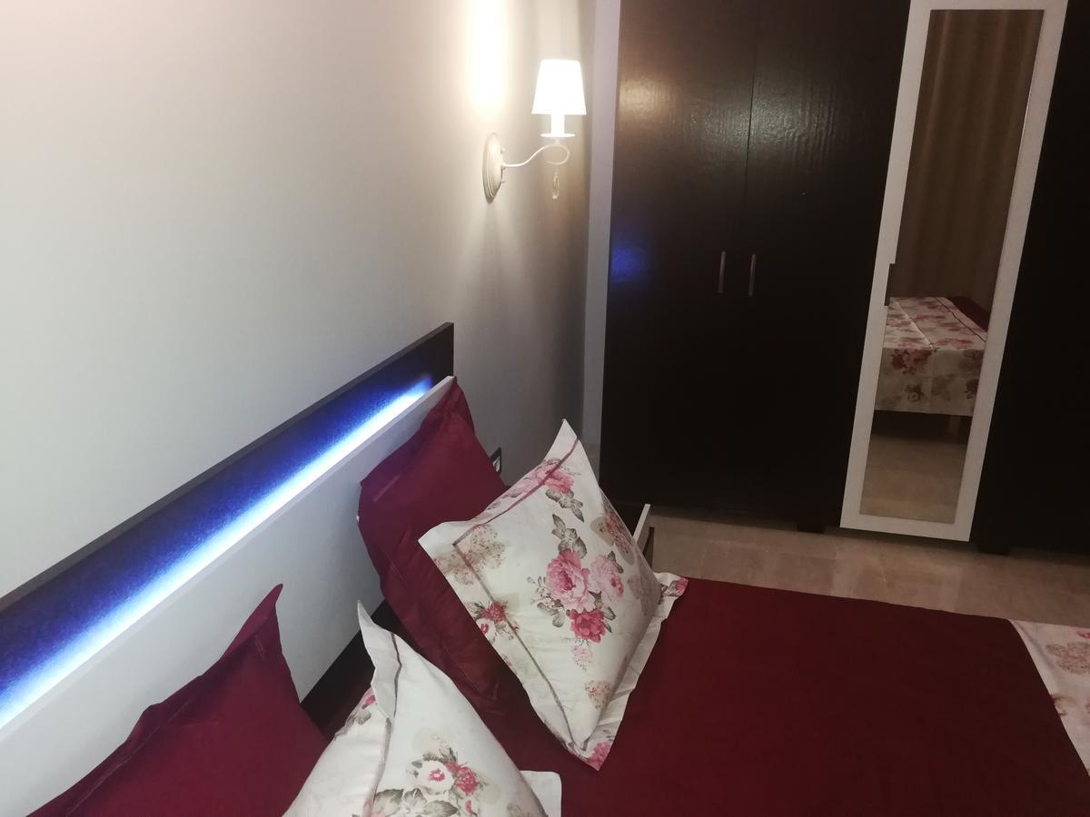 الشقق الفندقية بَنْزَرْت‎في  London House المظهر الخارجي الصورة
