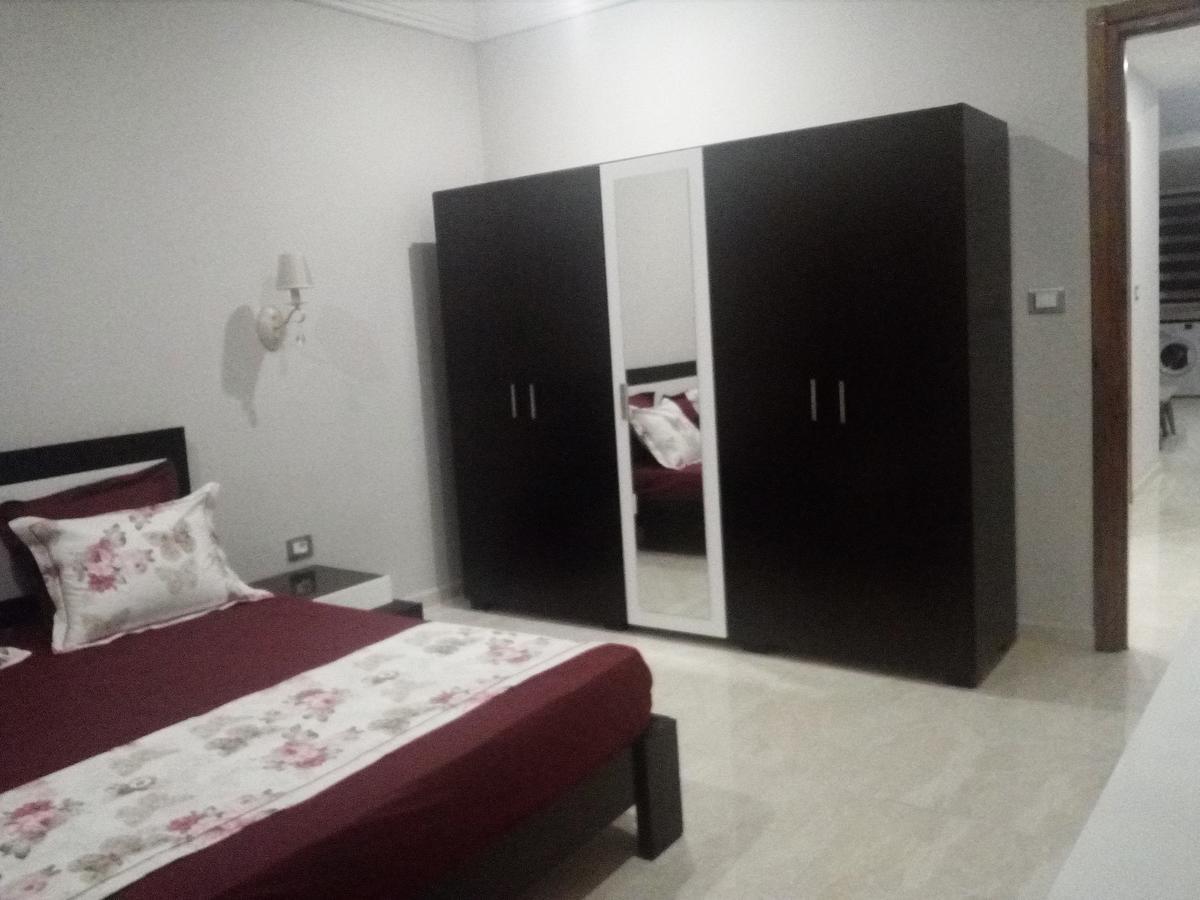 الشقق الفندقية بَنْزَرْت‎في  London House المظهر الخارجي الصورة