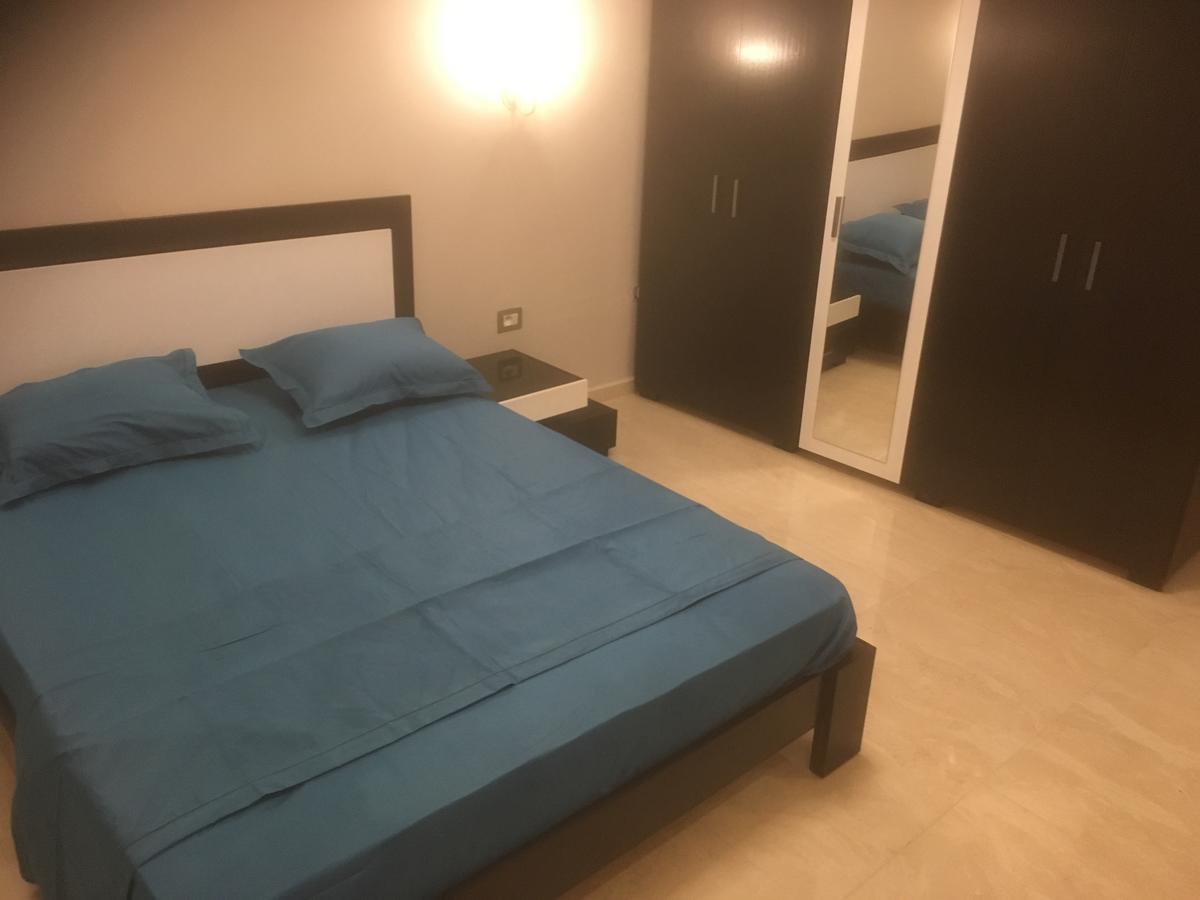 الشقق الفندقية بَنْزَرْت‎في  London House المظهر الخارجي الصورة