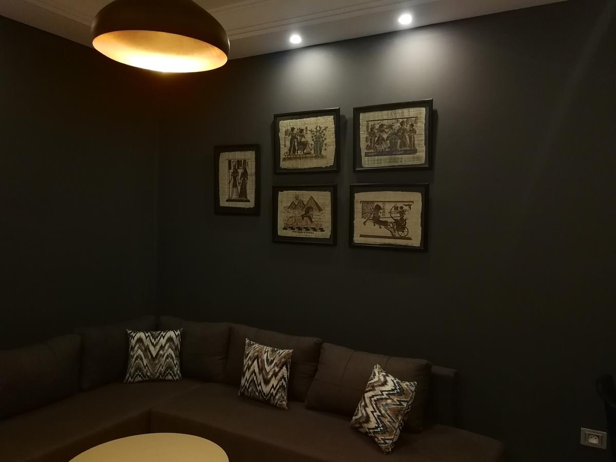 الشقق الفندقية بَنْزَرْت‎في  London House المظهر الخارجي الصورة